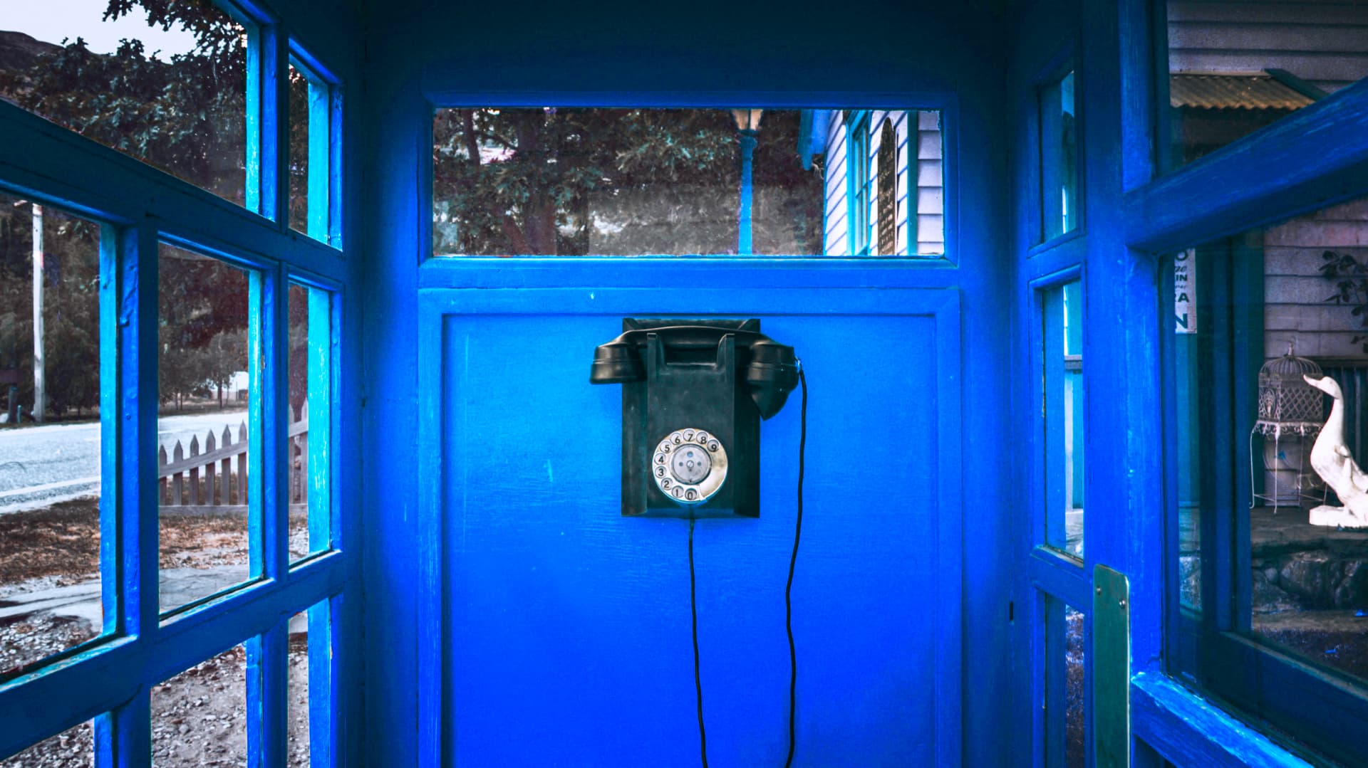 Vintage blue phone